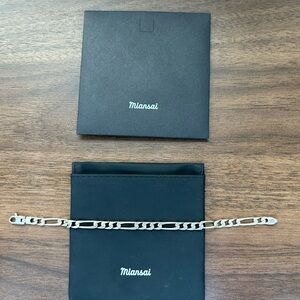 Miansai 5mm Figaro Chain Bracelet
Sterling Silver